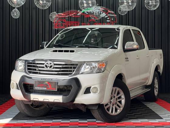 TOYOTA HILUX 3.0 SRV 4X4 CD 16V TURBO INTERCOOLER DIESEL 4P AUTOMÁTICO TOYOTA HILUX 3.0 SRV 4X4 CD 16V TURBO INTERCOOLER DIESEL 4P AUTOMÁTICO